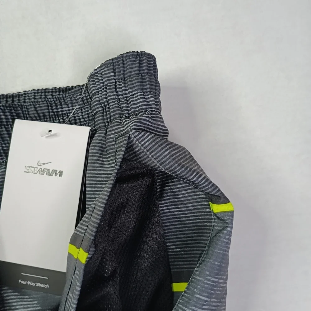 NWT Nike Wave Stripe 9